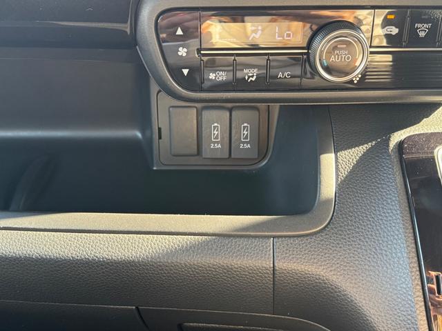 N-BOXカスタム G・Lホンダセンシング アダプティブクルーズコントロール・レーンキープアシスト・バックモニター・ETC・フルセグTV・ドラレコ・LEDヘッドライト・フロントフォグランプ・衝突被害軽減ブレーキ(26枚目)