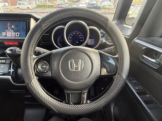 N-BOXカスタム G SSパッケージ 両側パワースライドドア・バックモニター・CD/DVD・フルセグTV・ETC・HIDヘッドライト・フロントフォグランプ・衝突被害軽減ブレーキ(14枚目)