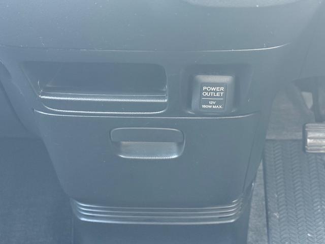 N-BOXカスタム G SSパッケージ 両側パワースライドドア・バックモニター・CD/DVD・フルセグTV・ETC・HIDヘッドライト・フロントフォグランプ・衝突被害軽減ブレーキ(19枚目)