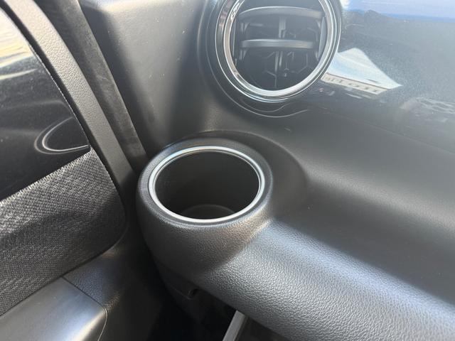 N-BOXカスタム G SSパッケージ 両側パワースライドドア・バックモニター・CD/DVD・フルセグTV・ETC・HIDヘッドライト・フロントフォグランプ・衝突被害軽減ブレーキ(31枚目)