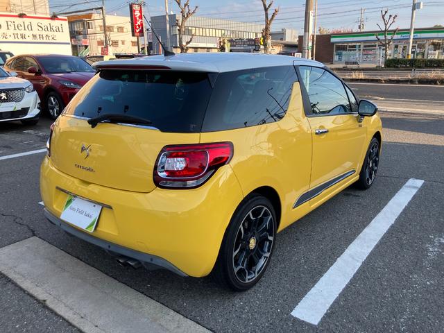 ＤＳ３ スポーツシック　６速マニュアル　ＥＴＣ　ドラレコ　クルーズコントロール　クリアランスソナー　イエローシフトノブ　イエローシート（8枚目）