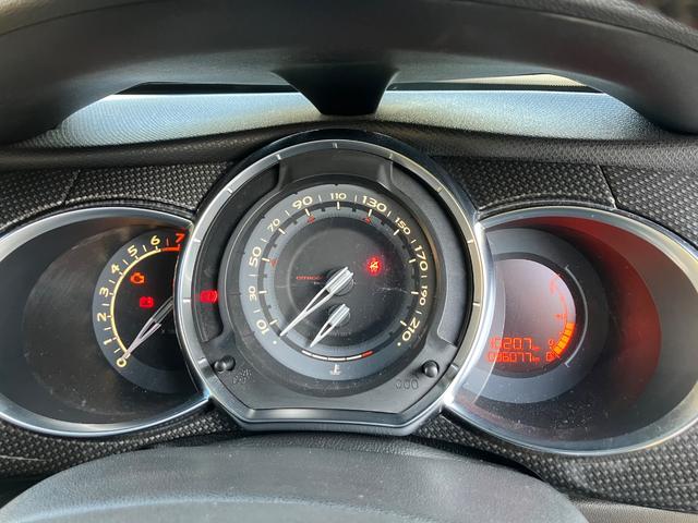 ＤＳ３ スポーツシック　６速マニュアル　ＥＴＣ　ドラレコ　クルーズコントロール　クリアランスソナー　イエローシフトノブ　イエローシート（31枚目）