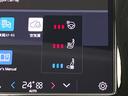 リチャージアルテメットＴ８ＡＷＤプラグインハイブリド　認定中古車　Ｇｏｏｇｌｅ搭載　サンルーフ　Ｂｏｗｅｒｓ＆Ｗｉｌｉｋｉｎｓ　白革シート　３６０°カメラ　衝突被害軽減ブレーキ　アダプティブクルーズコントロール　パイロットアシスト　マッサージ機能付シート(12枚目)