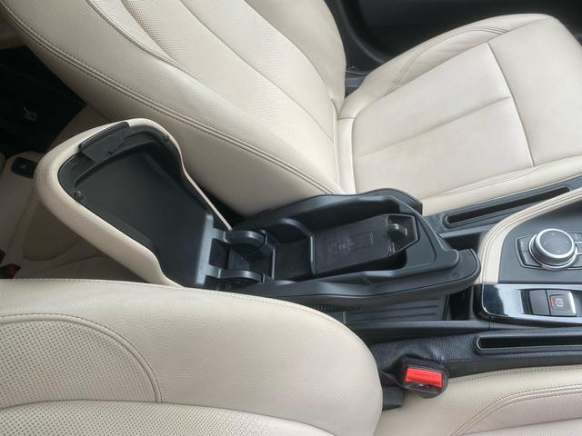 X1 xDrive 18d xライン 白革パワーシート HUD ウッドトリム シートヒーター LEDヘッドライト ワイヤレス充電(19枚目)