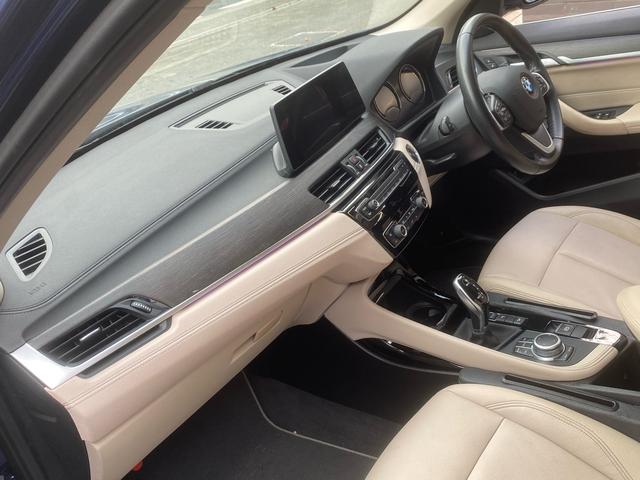 X1 xDrive 18d xライン 白革パワーシート HUD ウッドトリム シートヒーター LEDヘッドライト ワイヤレス充電(31枚目)