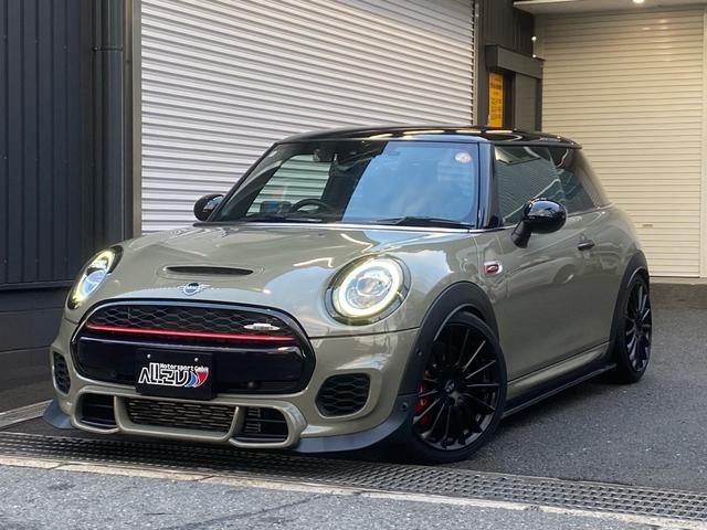 ＭＩＮＩ ジョンクーパーワークス（2枚目）