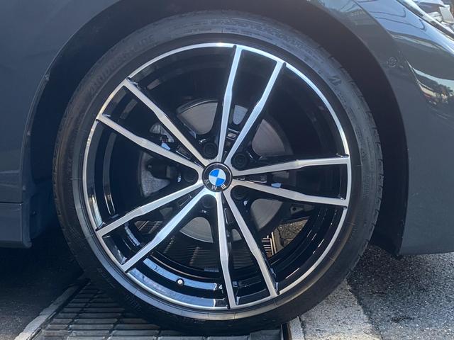 ３シリーズ ３２０ｄ　ｘＤｒｉｖｅツーリング　Ｍスポーツ　ｉｎｄｉｖｉｄｕａｌドラバイトグレー　ｅｎｄ．ｃｃルーフスポイラー　パノラマサンルーフ革シート　パークアシスト＋　コンフォートアクセス　シートヒーター　ＨｉＦｉスピーカー　ウッドトリム　ワイヤレス充電（5枚目）