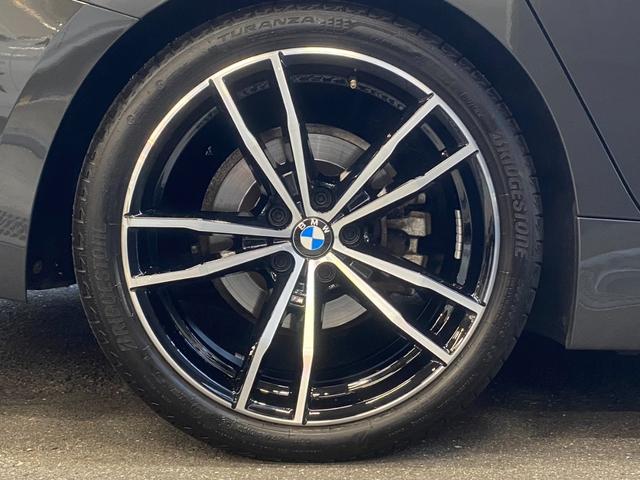 ３シリーズ ３２０ｄ　ｘＤｒｉｖｅツーリング　Ｍスポーツ　ｉｎｄｉｖｉｄｕａｌドラバイトグレー　ｅｎｄ．ｃｃルーフスポイラー　パノラマサンルーフ革シート　パークアシスト＋　コンフォートアクセス　シートヒーター　ＨｉＦｉスピーカー　ウッドトリム　ワイヤレス充電（6枚目）