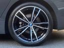 ３シリーズ ３２０ｄ　ｘＤｒｉｖｅツーリング　Ｍスポーツ　ｉｎｄｉｖｉｄｕａｌドラバイトグレー　ｅｎｄ．ｃｃルーフスポイラー　パノラマサンルーフ革シート　パークアシスト＋　コンフォートアクセス　シートヒーター　ＨｉＦｉスピーカー　ウッドトリム　ワイヤレス充電（8枚目）