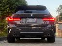 ３２０ｄ　ｘＤｒｉｖｅツーリング　Ｍスポーツ　ｉｎｄｉｖｉｄｕａｌドラバイトグレー　ｅｎｄ．ｃｃルーフスポイラー　パノラマサンルーフ革シート　パークアシスト＋　コンフォートアクセス　シートヒーター　ＨｉＦｉスピーカー　ウッドトリム　ワイヤレス充電（11枚目）
