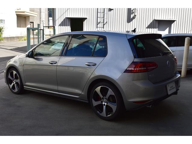 ゴルフGTI ベースグレード ナビゲーション/テレビ/ETC/バックカメラ/クルーズコントロール/パドルシフト/プッシュスタート/ドライブレコーダー/DCC/ブラインドスポット/ステアリングスイッチ(8枚目)