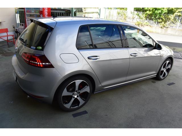 ゴルフGTI ベースグレード ナビゲーション/テレビ/ETC/バックカメラ/クルーズコントロール/パドルシフト/プッシュスタート/ドライブレコーダー/DCC/ブラインドスポット/ステアリングスイッチ(10枚目)