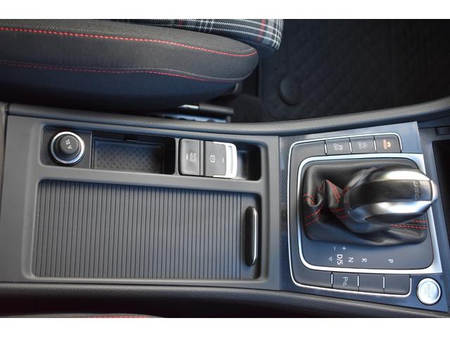 ゴルフGTI ベースグレード ナビゲーション/テレビ/ETC/バックカメラ/クルーズコントロール/パドルシフト/プッシュスタート/ドライブレコーダー/DCC/ブラインドスポット/ステアリングスイッチ(23枚目)