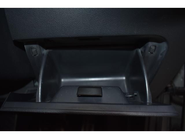 ゴルフGTI ベースグレード ナビゲーション/テレビ/ETC/バックカメラ/クルーズコントロール/パドルシフト/プッシュスタート/ドライブレコーダー/DCC/ブラインドスポット/ステアリングスイッチ(44枚目)