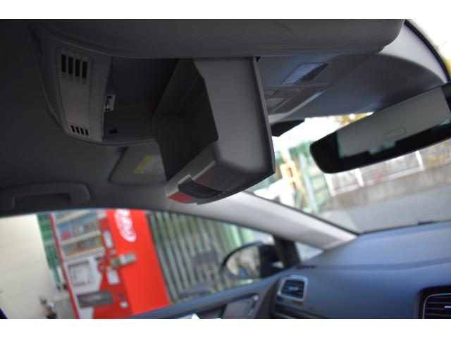 ゴルフ TSIハイライン ナビゲーション/テレビ/ETC/バックカメラ/アダプティブクルーズコントロール/オートエアコン/パドルシフト/ブラインドスポット/プッシュスタート/純正アルミホイール(31枚目)