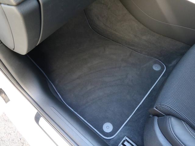 2.0TFSI 2014モデル 禁煙 Sラインエアロ 18インチホイール スポーツサス 専用ハーフレザーシート パドルシフト 純正ナビ フルセグTV バックカメラ 前後コーナーセンサー(76枚目)