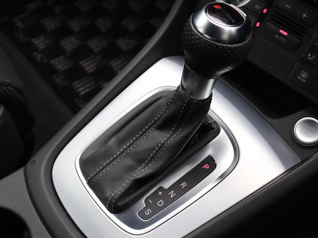 2.0TFSIクワトロ211PS Sラインパッケージ 1オーナー禁煙 Sライン専用スポーツシート スポーツサス ステアリングホイール 純正ナビ バックカメラ 前後センサー スマートキー(12枚目)