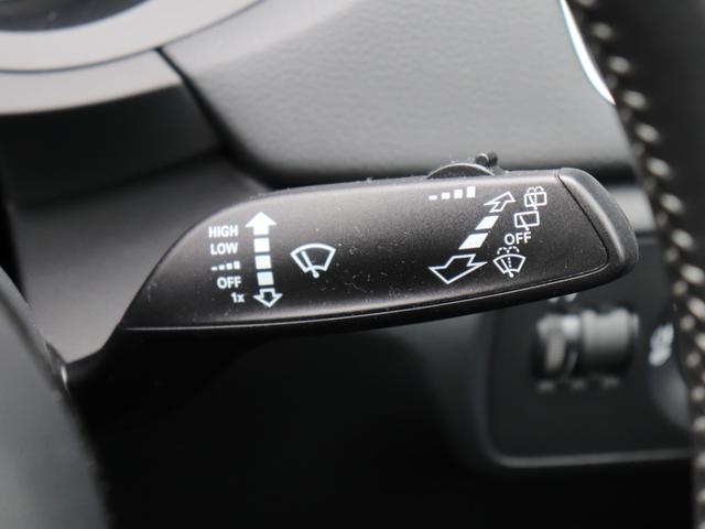 2.0TFSIクワトロ211PS Sラインパッケージ 1オーナー禁煙 Sライン専用スポーツシート スポーツサス ステアリングホイール 純正ナビ バックカメラ 前後センサー スマートキー(52枚目)