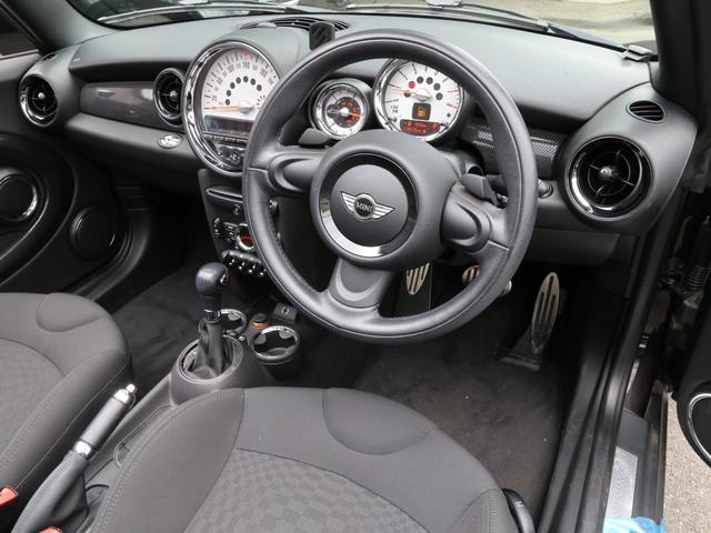 クーパーS コンバーチブル 禁煙車 ディーラー記録簿 スペアキー ブラックインナーヘッドライト 17インチアルミ リアセンサー クロームラインインテリア&エクステリア ETC(15枚目)