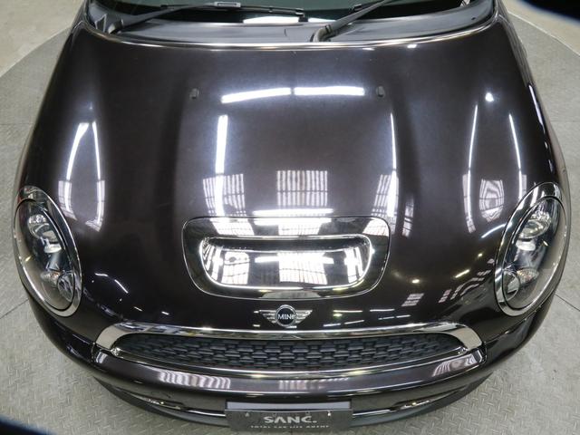 クーパーS コンバーチブル 禁煙車 ディーラー記録簿 スペアキー ブラックインナーヘッドライト 17インチアルミ リアセンサー クロームラインインテリア&エクステリア ETC(31枚目)