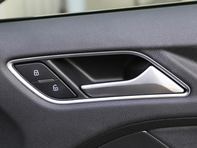 スポーツバック1.4TFSI 禁煙 スマートキー 前後センサ Bカメラ 純正MMIナビTV DVD再生Bluetooth SDカード対応 バイキセノンライト アイドルストップ 純正16アルミ スペアキー 記録簿(22枚目)