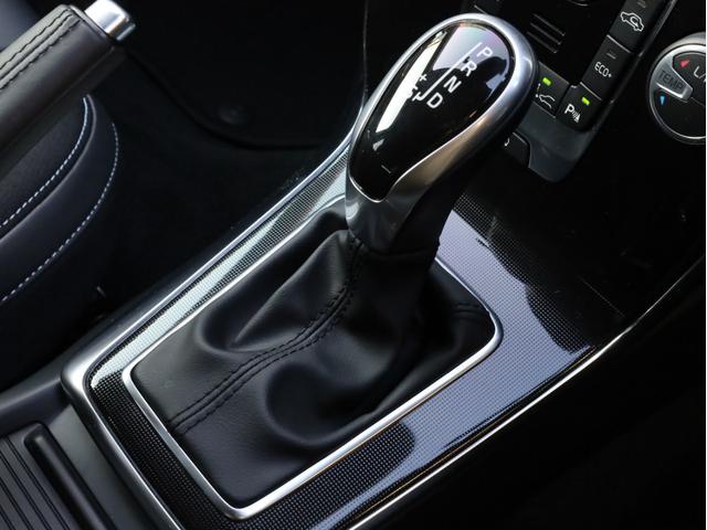 T3 モメンタム 禁煙車 ワンオーナー 純正ナビ TV 後期モデル LEDヘッドライト 歩行者エアバッグ アクティブハイビーム 衝突被害軽減ブレーキ(12枚目)