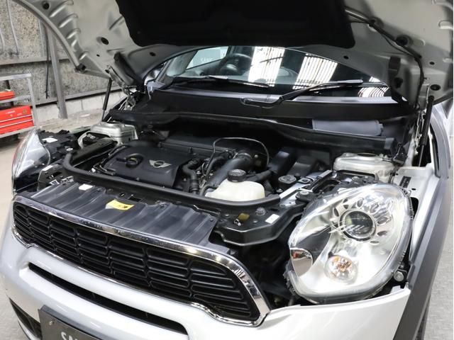 クーパーS クロスオーバー 禁煙車 バイキセノンヘッドライト 18インチアルミホイール 2本出しマフラー リアコーナーセンサー(35枚目)