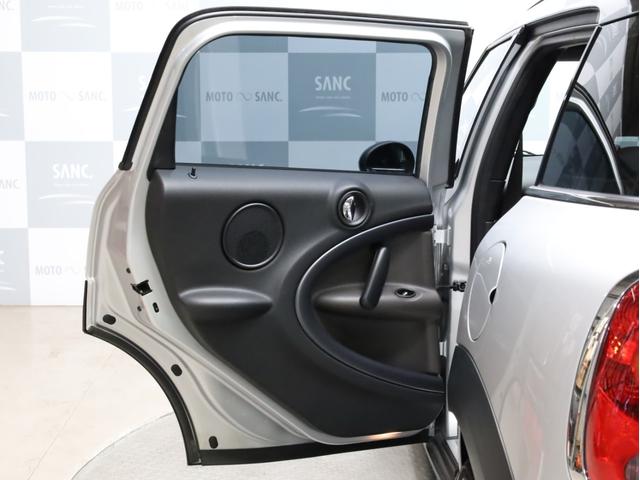 クーパーS クロスオーバー 禁煙車 バイキセノンヘッドライト 18インチアルミホイール 2本出しマフラー リアコーナーセンサー(46枚目)