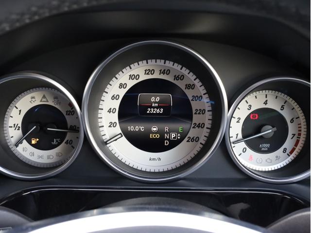 E250 ステーションワゴン アバンギャルド 1オーナー禁煙 ディーラー記録簿 純正ナビ フルセグTV Bカメラ ステアリングアシスト付きアダプティブクルーズコントロール AMG18AW AMG18インチホイール 大型ブレーキ 電動リアゲート(16枚目)