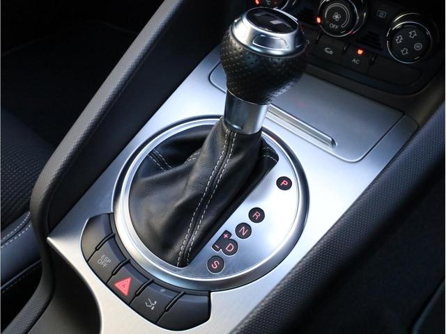 2.0TFSI クワトロ 禁煙 Sライン専用バンパー 記録簿 18AW 専用ハーフレザーシート フルセグTV 純正HDDナビ バイキセノンライト リアセンサー(10枚目)