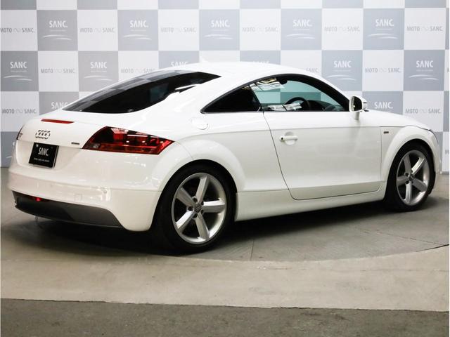 2.0TFSI クワトロ 禁煙 Sライン専用バンパー 記録簿 18AW 専用ハーフレザーシート フルセグTV 純正HDDナビ バイキセノンライト リアセンサー(13枚目)