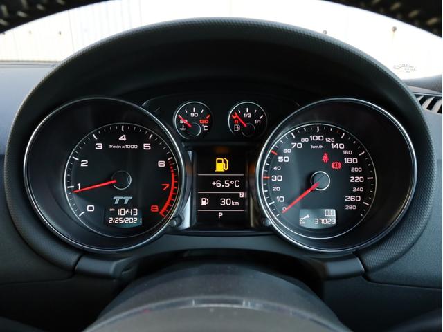 2.0TFSI クワトロ 禁煙 Sライン専用バンパー 記録簿 18AW 専用ハーフレザーシート フルセグTV 純正HDDナビ バイキセノンライト リアセンサー(16枚目)