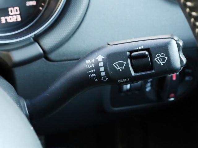 2.0TFSI クワトロ 禁煙 Sライン専用バンパー 記録簿 18AW 専用ハーフレザーシート フルセグTV 純正HDDナビ バイキセノンライト リアセンサー(33枚目)
