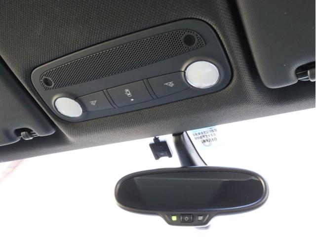 2.0TFSI クワトロ 禁煙 Sライン専用バンパー 記録簿 18AW 専用ハーフレザーシート フルセグTV 純正HDDナビ バイキセノンライト リアセンサー(41枚目)