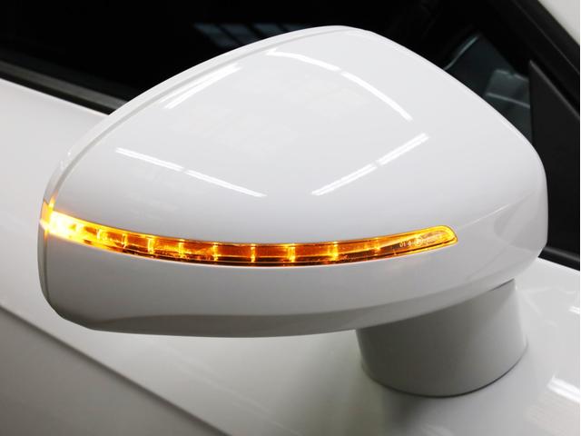2.0TFSI クワトロ 禁煙 Sライン専用バンパー 記録簿 18AW 専用ハーフレザーシート フルセグTV 純正HDDナビ バイキセノンライト リアセンサー(74枚目)