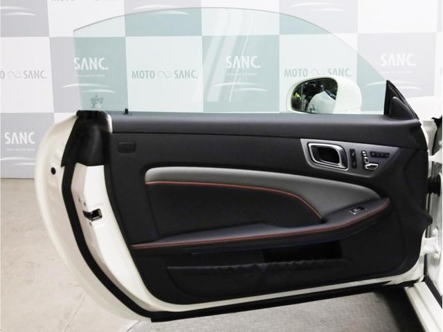 SLC180 スポーツ レッドアートエディション 禁煙ワンオーナー ディーラー記録簿 期間限定受注車 アダプティブクルコン 衝突被害軽減ブレーキ レーンキープ 専用革シート エアスカーフ 専用エアロ 専用18AW 純正ナビTV バックカメラ(68枚目)