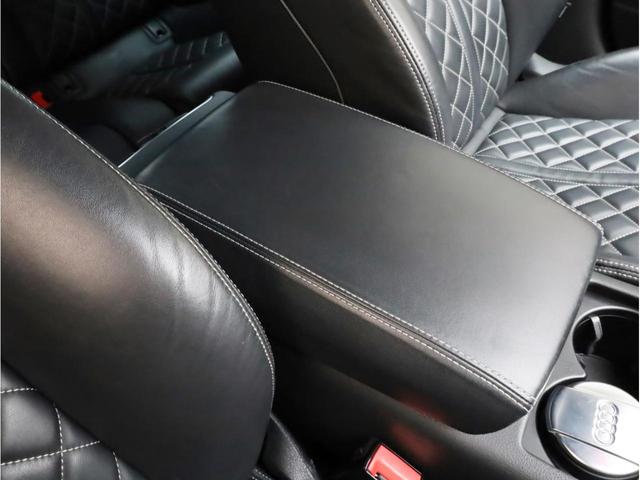 ベースグレード 黒革 カーボンインパネ ナイトビジョンアシスト アウディドライブセレクト アダプティブクルーズコントロール 20インチアルミホイール LEDヘッドライト 前後カメラ エアサス 大型ブレーキキャリパー(38枚目)