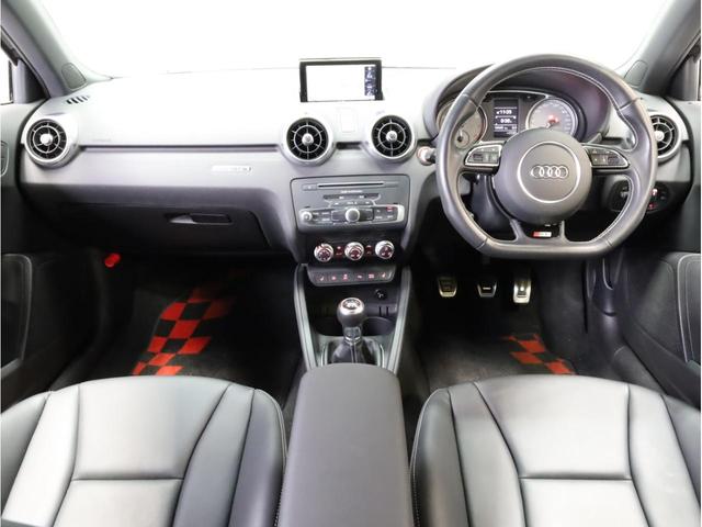 ベースグレード 禁煙車 ファインナッパレザーシート シートヒーター アイバッハダウンサス MMIナビTV アドバンスドキー 前後ソナー 18アルミ バイキセノン フラットボトムレザーステアリング LEDテールライト(20枚目)