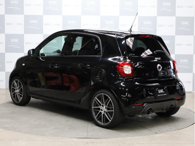 BRABUS エクスクルーシブ 禁煙 ブルーレイ再生可能ストラーダ製9インチナビ ブルーレイ再生 DVD再生 フルセグTV USB入力端子 Bluetooth SDカード対応 バックカメラ LEDヘッドライトバルブ(8枚目)