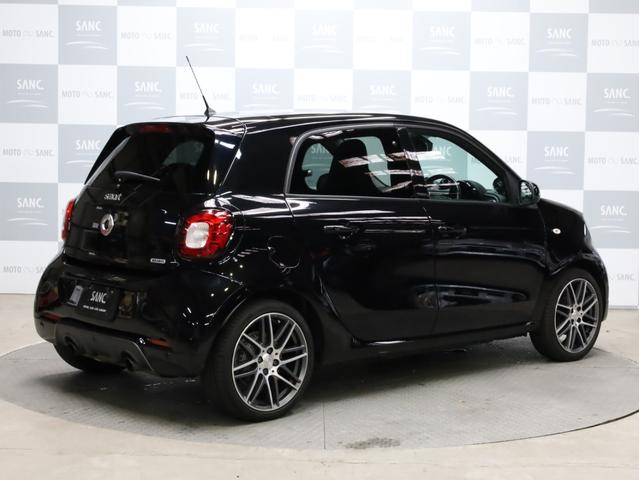 BRABUS エクスクルーシブ 禁煙 ブルーレイ再生可能ストラーダ製9インチナビ ブルーレイ再生 DVD再生 フルセグTV USB入力端子 Bluetooth SDカード対応 バックカメラ LEDヘッドライトバルブ(10枚目)