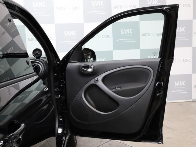 BRABUS エクスクルーシブ 禁煙 ブルーレイ再生可能ストラーダ製9インチナビ ブルーレイ再生 DVD再生 フルセグTV USB入力端子 Bluetooth SDカード対応 バックカメラ LEDヘッドライトバルブ(69枚目)