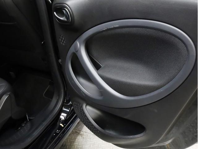 BRABUS エクスクルーシブ 禁煙 ブルーレイ再生可能ストラーダ製9インチナビ ブルーレイ再生 DVD再生 フルセグTV USB入力端子 Bluetooth SDカード対応 バックカメラ LEDヘッドライトバルブ(72枚目)
