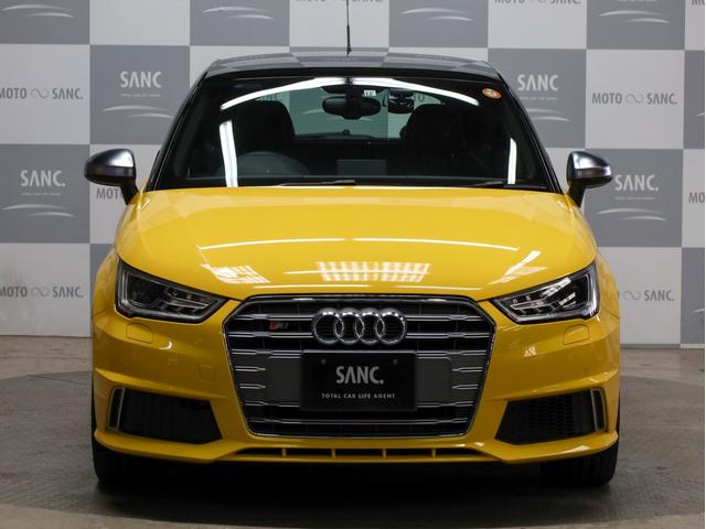 禁煙 純正ドラレコ 前後センサー 純正ナビTV フルタイム4WD アイスト バイキセノン アウディドライブセレクト スポーツサス 大型キャリパー 18AW DVD再生 Bluetooth スマートキー(3枚目)