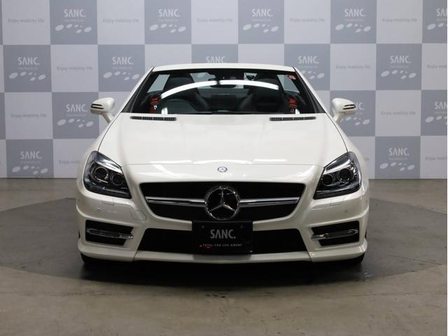 ＳＬＫ２００エクスクルーシブ　２リッターエンジン　９速ＡＴ　禁煙　黒革　ダイナミックハンドリングＰＫＧ　レーダーセーフティＰＫＧ　ＡＭＧスポーツＰＫＧ　マジックスカイコントロールルーフ　ドライブレコーダー　ダイレクトステアリング(20枚目)