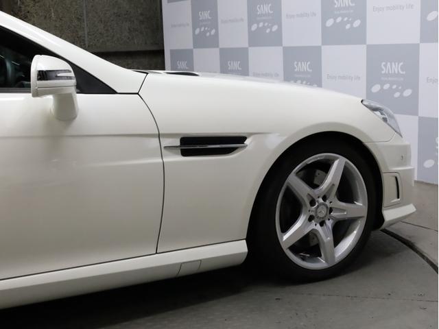 ＳＬＫ２００エクスクルーシブ　２リッターエンジン　９速ＡＴ　禁煙　黒革　ダイナミックハンドリングＰＫＧ　レーダーセーフティＰＫＧ　ＡＭＧスポーツＰＫＧ　マジックスカイコントロールルーフ　ドライブレコーダー　ダイレクトステアリング(78枚目)