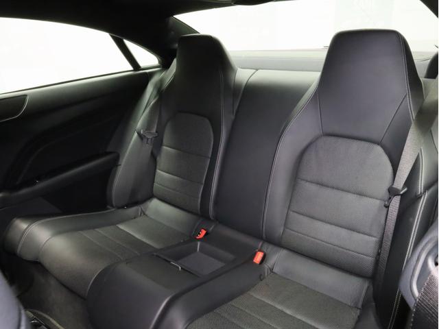 Ｅクラス Ｅ２５０クーペ　禁煙　黒革　ＡＭＧスポーツＰＫＧ　レーダーセーフティ　ＬＥＤライト　ハイビームアシスト　ダイナミックハンドリングパッケージ　純正ＨＤＤナビ　ＤＶＤ再生　フルセグＴＶ　３６０度カメラ　パークアシスト（13枚目）