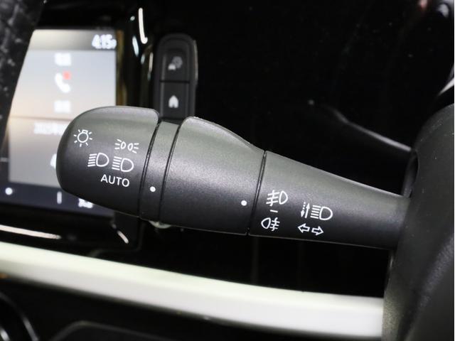 トゥインゴ インテンス　禁煙　５速ＭＴ　ハーフレザーシート　シートヒーター　ボディ同色サイドモール　バックカメラ　Ａｐｐｌｅ　ＣａｒＰｌａｙ　Ａｎｄｒｏｉｄ　Ａｕｔｏ　サブウーハー　カロッツェリア前後ドラレコ　１６インチＡＷ（39枚目）
