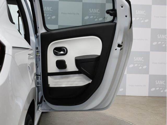 トゥインゴ インテンス　禁煙　５速ＭＴ　ハーフレザーシート　シートヒーター　ボディ同色サイドモール　バックカメラ　Ａｐｐｌｅ　ＣａｒＰｌａｙ　Ａｎｄｒｏｉｄ　Ａｕｔｏ　サブウーハー　カロッツェリア前後ドラレコ　１６インチＡＷ（60枚目）