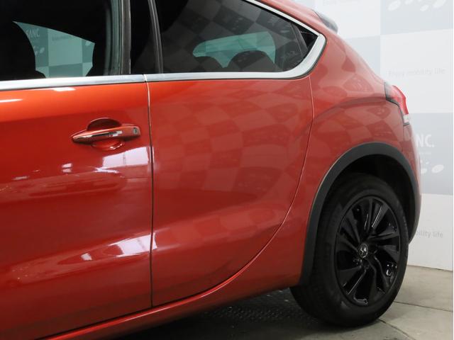 ＤＳ４ クロスバック　禁煙　純正ナビ　Ｂｌｕｅｔｏｏｔｈ　ＤＶＤ再生　フルセグＴＶ　ハーフレザースポーツシート　バックカメラ　前後コーナーセンサー　ゼニスウインドウ　ＬＥＤポジションライト　アイシンＡＷ製トルコン式６速ＡＴ（72枚目）