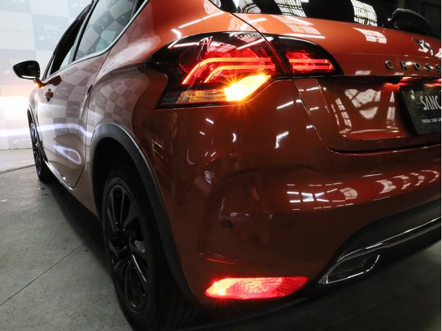 ＤＳ４ クロスバック　禁煙　純正ナビ　Ｂｌｕｅｔｏｏｔｈ　ＤＶＤ再生　フルセグＴＶ　ハーフレザースポーツシート　バックカメラ　前後コーナーセンサー　ゼニスウインドウ　ＬＥＤポジションライト　アイシンＡＷ製トルコン式６速ＡＴ（77枚目）